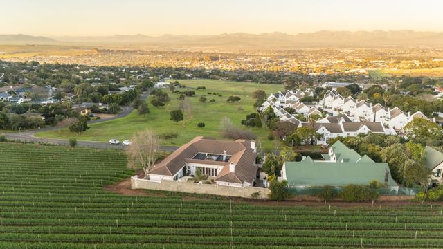 5 Bedroom Property for Sale in Aurora Western Cape